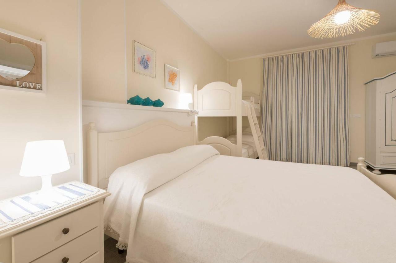 Casa Vacanze Poseidone Lido Conchiglia ภายนอก รูปภาพ